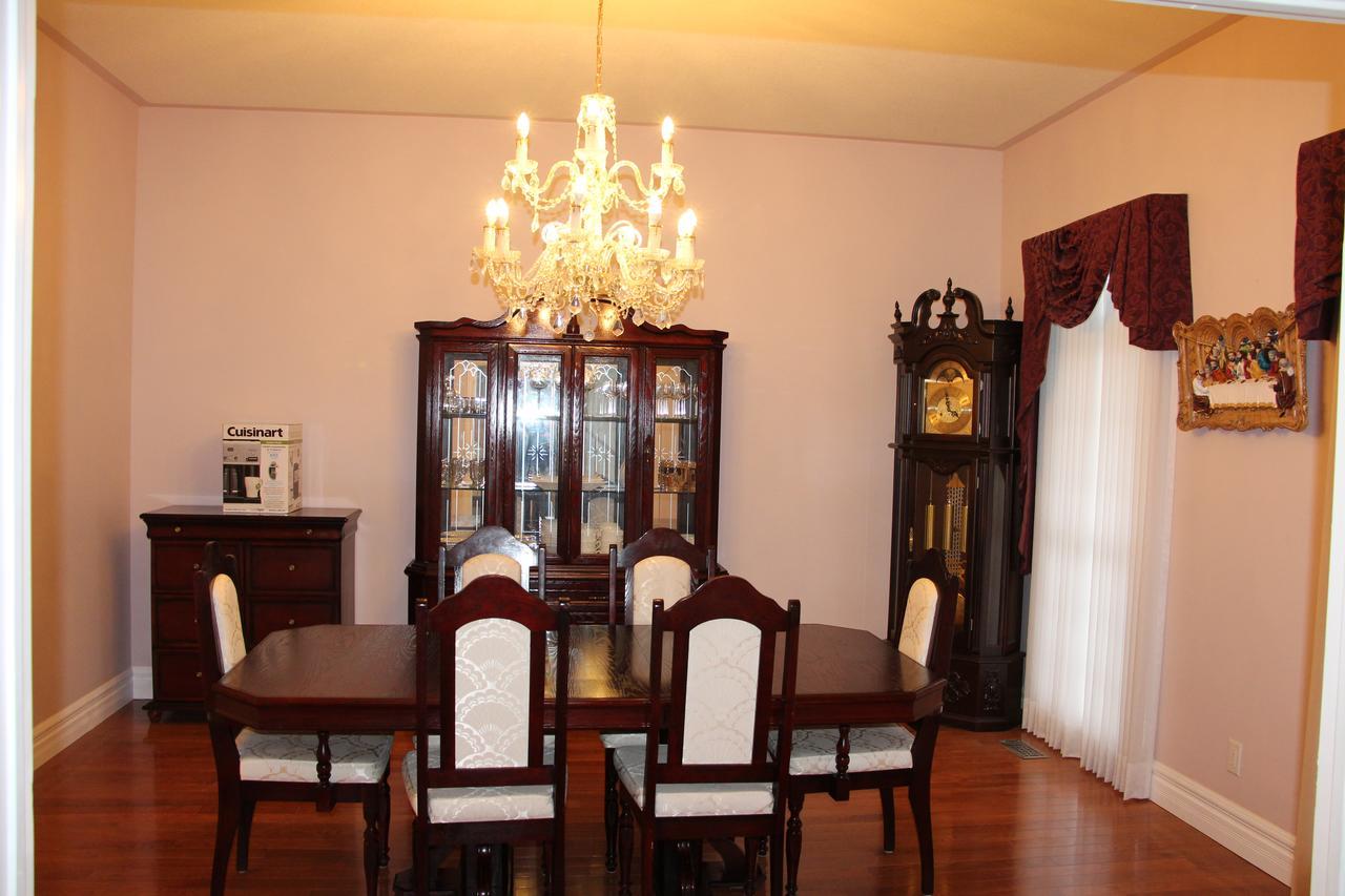 The White House Boutique B&B Niagara-on-the-Lake ภายนอก รูปภาพ