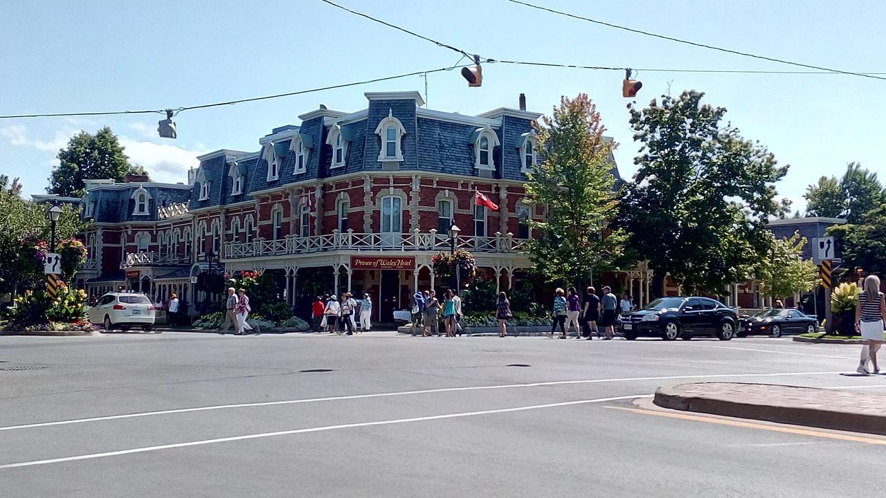 The White House Boutique B&B Niagara-on-the-Lake ภายนอก รูปภาพ