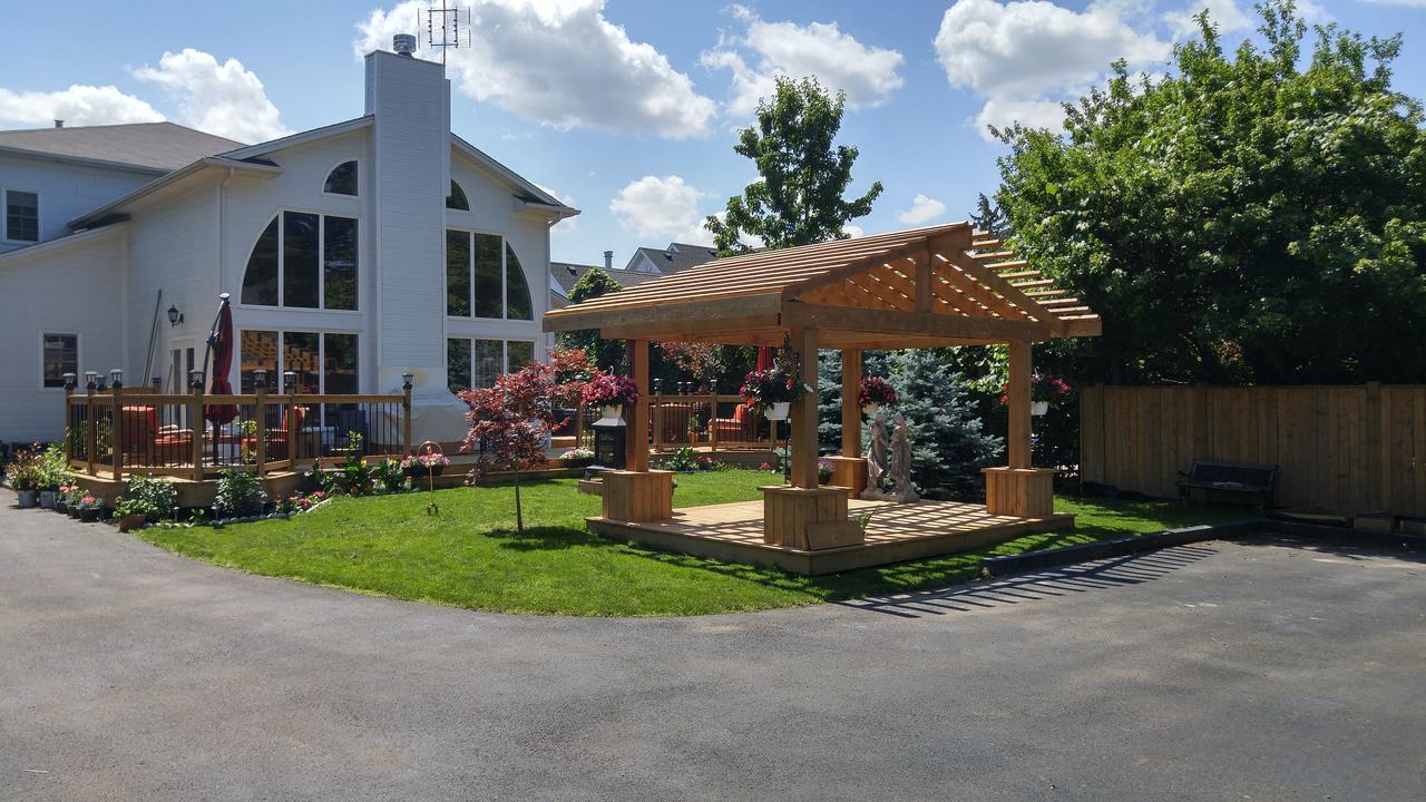 The White House Boutique B&B Niagara-on-the-Lake ภายนอก รูปภาพ
